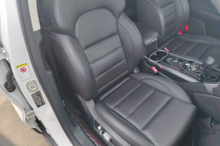 Used Haval H7 2017 Blue-Label H7L 2.0T Automatic Luxury Model Right Front Seat
