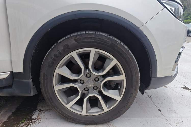 Used Haval H7 2017 Red-Label H7 2.0T Automatic Luxury Model Right Front Wheel Hub