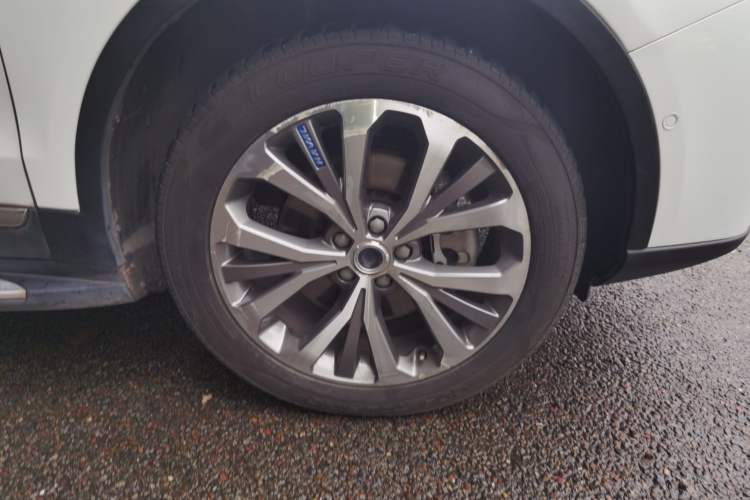 Used Haval H7 2017 Blue Label H7L 2.0T Automatic Prestige Model Right Front Wheel Hub