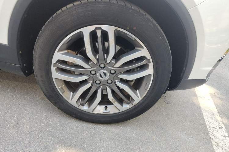 Used Haval H7 2017 Red-Label H7L 2.0T Automatic Luxury Model Right Front Wheel Hub