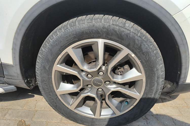 Used Haval H7 2017 Red-Label H7 2.0T Automatic Luxury Model Right Front Wheel Hub
