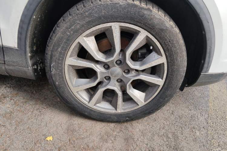Used Haval H7 2017 Red-Label H7 2.0T Automatic Luxury Model Right Front Wheel Hub