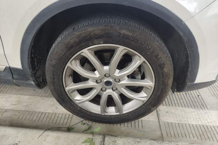 Used Haval H7 2017 Red-Label H7 2.0T Automatic Luxury Model Right Front Wheel Hub