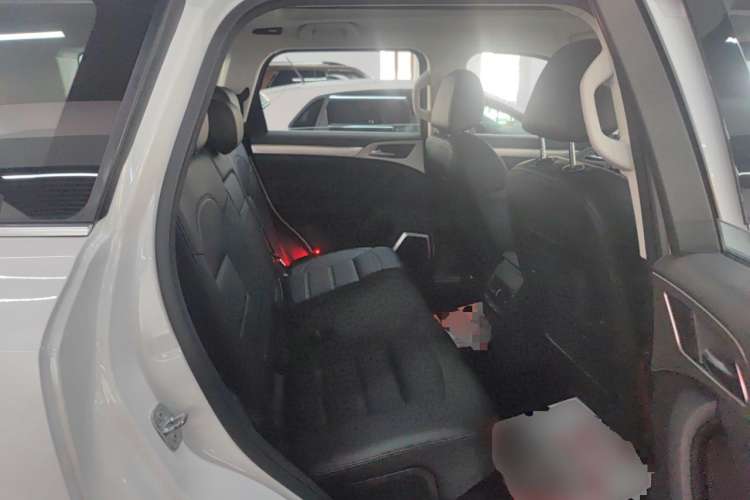 Used Haval H7 2017 Red-Label H7L 2.0T Automatic Luxury Model Right Rear Seat