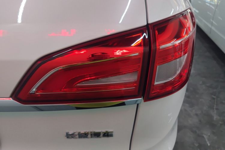 Used Haval H7 2017 Red-Label H7L 2.0T Automatic Luxury Model Right Rear Taillight