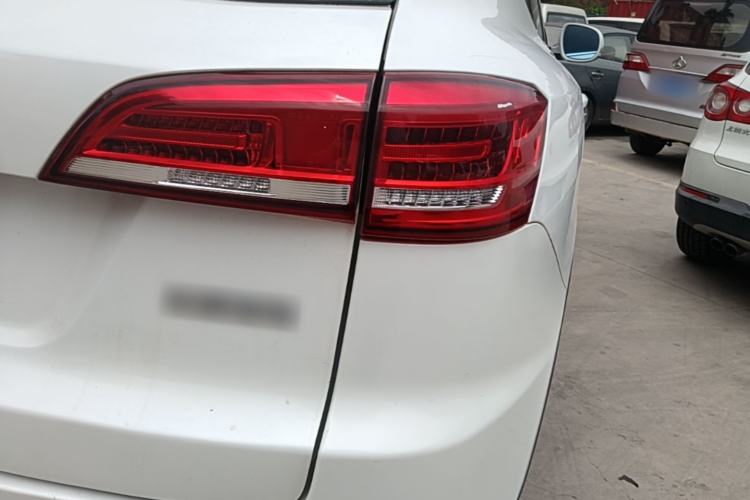 Used Haval H7 2017 Red-Label H7 2.0T Automatic Luxury Model Right Rear Taillight