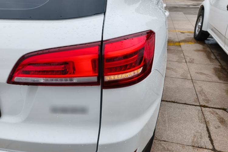 Used Haval H7 2017 Red-Label H7 2.0T Automatic Luxury Model Right Rear Taillight