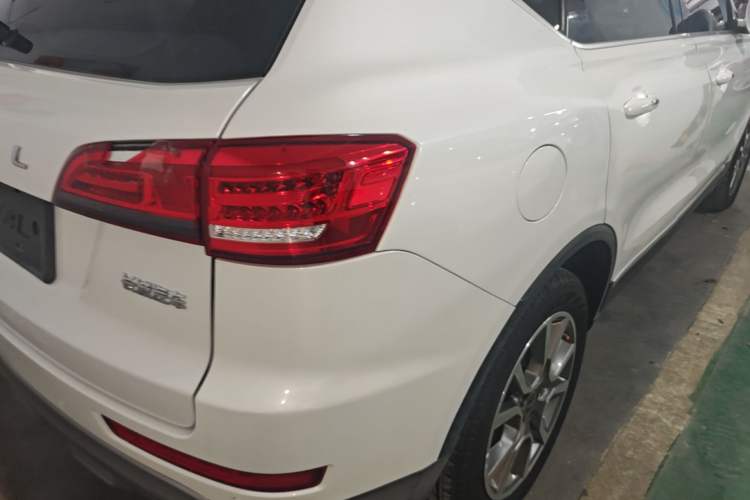 Used Haval H7 2017 Red-Label H7 2.0T Automatic Luxury Model Right Rear Taillight