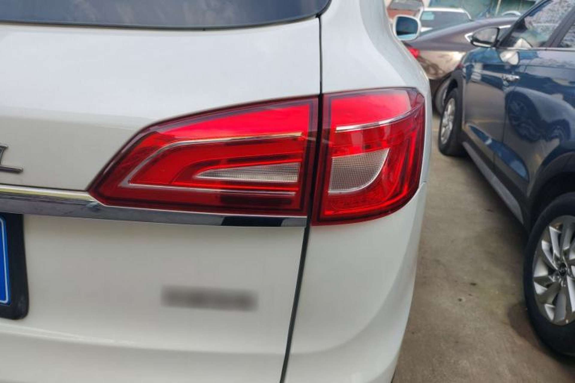 Used Haval H7 2017 Blue-Label H7L 2.0T Automatic Luxury Model Right Rear Taillight