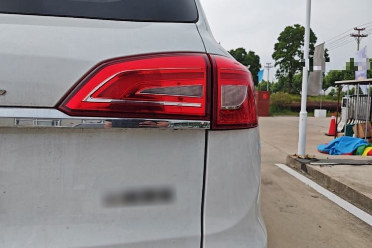 Used Haval H7 2017 Blue Label H7L 2.0T Automatic Prestige Model Right Rear Taillight