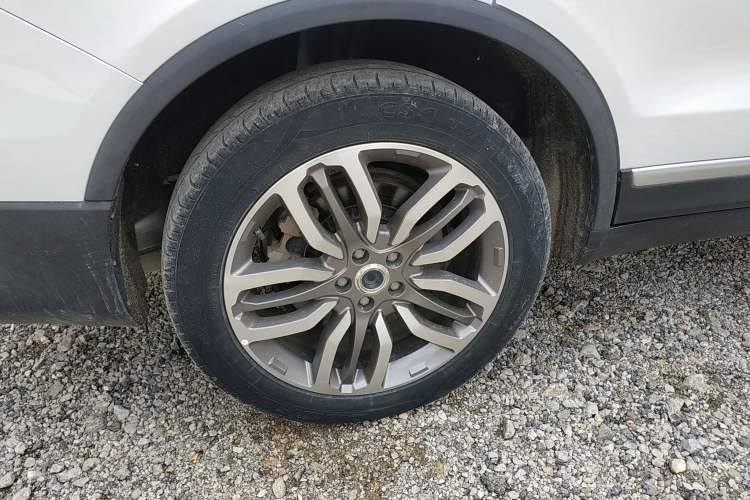 Used Haval H7 2017 Red-Label H7L 2.0T Automatic Luxury Model Right Rear Wheel Hub