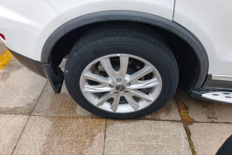 Used Haval H7 2017 Red-Label H7 2.0T Automatic Luxury Model Right Rear Wheel Hub