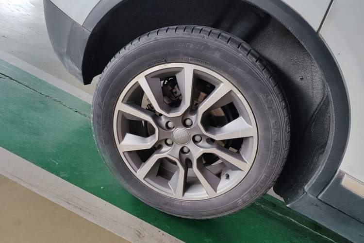 Used Haval H7 2017 Red-Label H7 2.0T Automatic Luxury Model Right Rear Wheel Hub