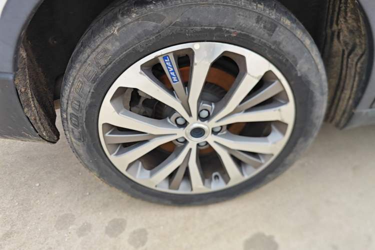 Used Haval H7 2017 Blue Label H7L 2.0T Automatic Prestige Model Right Rear Wheel Hub