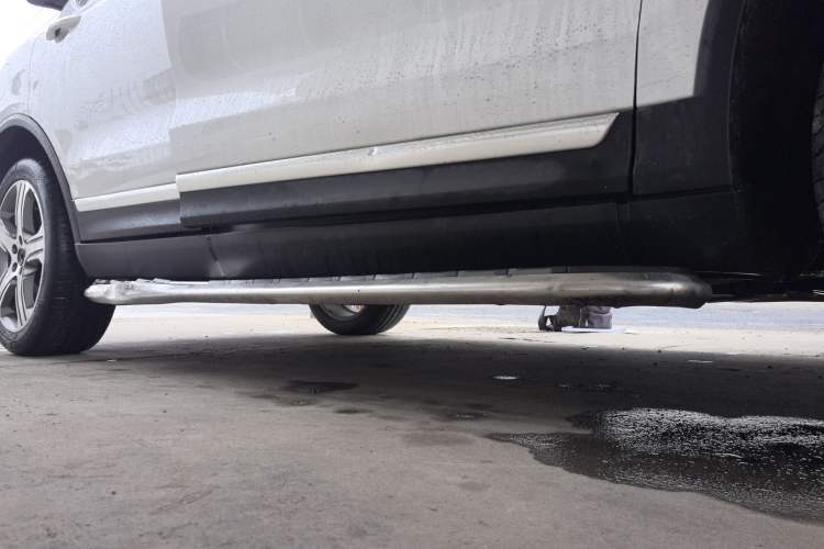 Used Haval H7 2017 Red-Label H7 2.0T Automatic Prestige Model Right Side Sill