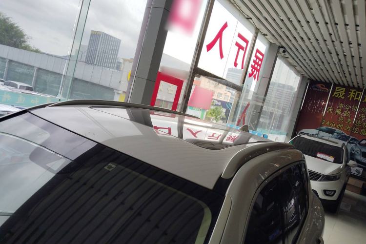 Used Haval H7 2017 Red-Label H7 2.0T Automatic Prestige Model Roof
