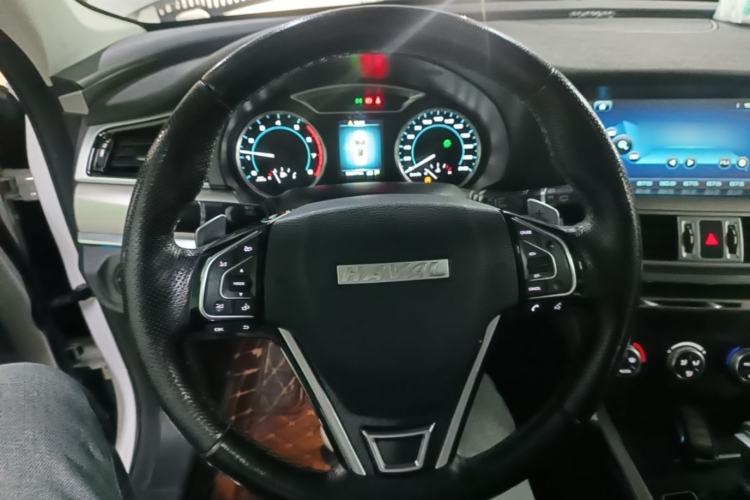 Used Haval H7 2017 Red-Label H7 2.0T Automatic Luxury Model Steering Wheel