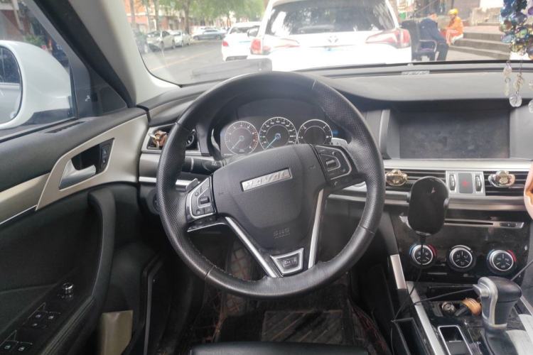 Used Haval H7 2017 Red-Label H7L 2.0T Automatic Prestige Model Steering Wheel