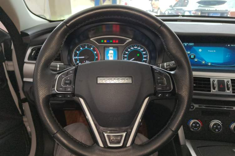 Used Haval H7 2017 Blue-Label H7L 2.0T Automatic Luxury Model Steering Wheel