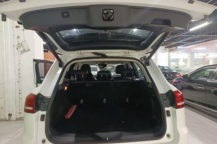 Used Haval H7 2017 Red-Label H7 2.0T Automatic Luxury Model Trunk