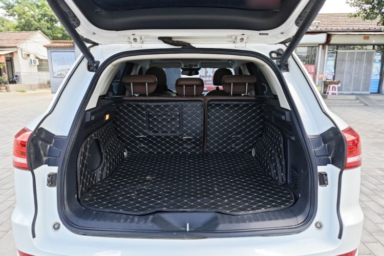 Used Haval H7 2017 Red-Label H7 2.0T Automatic Prestige Model Trunk