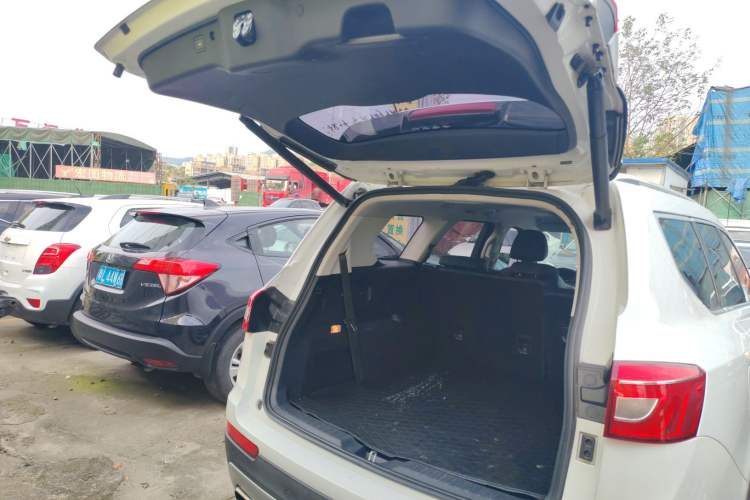Used Haval H7 2017 Blue-Label H7L 2.0T Automatic Luxury Model Trunk