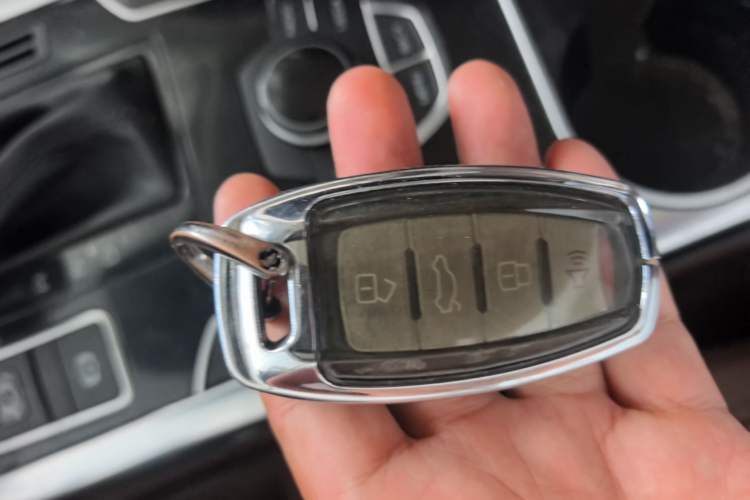 Used Haval H7 2017 Red-Label H7 2.0T Automatic Luxury Model Vehicle Key