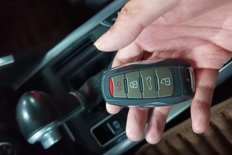 Used Haval H7 2017 Red-Label H7 2.0T Automatic Luxury Model Vehicle Key