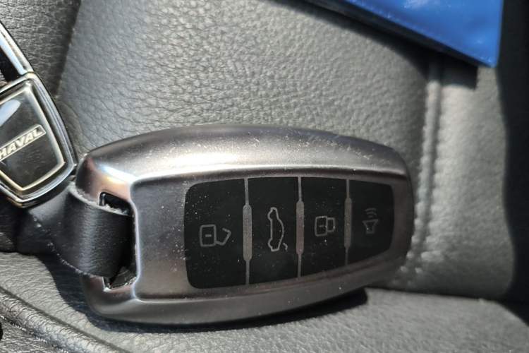 Used Haval H7 2017 Red-Label H7 2.0T Automatic Luxury Model Vehicle Key