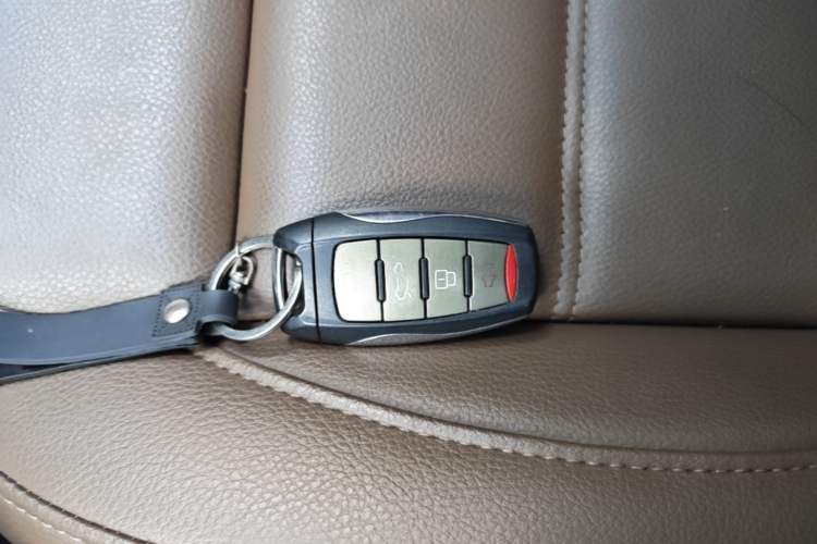 Used Haval H7 2017 Red-Label H7 2.0T Automatic Prestige Model Vehicle Key