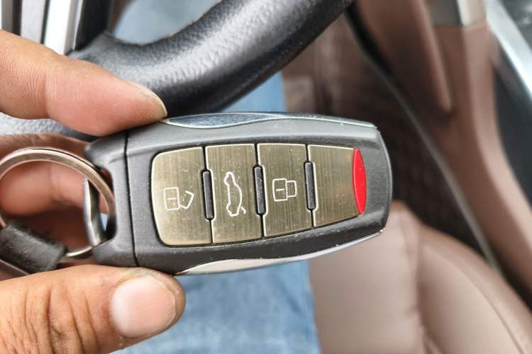 Used Haval H7 2017 Blue-Label H7L 2.0T Automatic Luxury Model Vehicle Key
