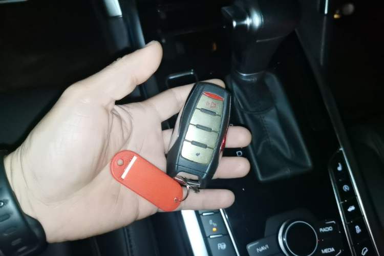 Used Haval H7 2017 Red-Label H7L 2.0T Automatic Prestige Model Vehicle Key