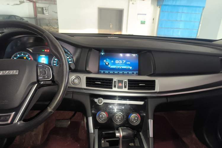 Used Haval H7 2018 Blue-Label H7 2.0T Automatic Enjoyment Model Audio And AC Panel