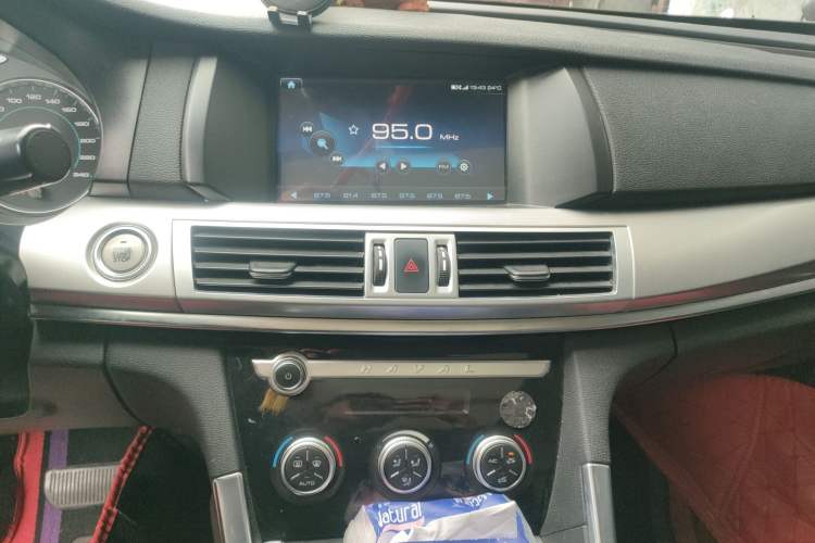 Used Haval H7 2018 Blue-Label H7 2.0T Automatic Enjoyment Model Audio And AC Panel