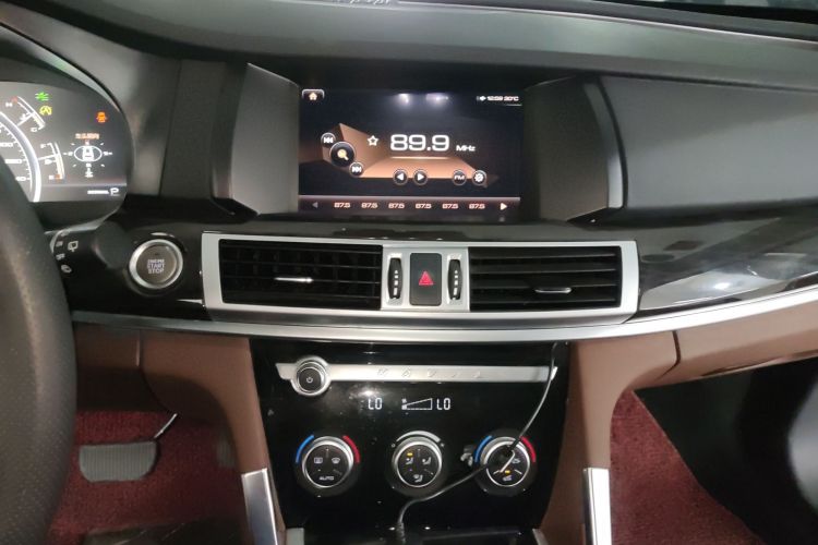 Used Haval H7 2018 Revised Version Blue-Label H7 2.0T Automatic Smart Enjoyment Trim Audio And AC Panel