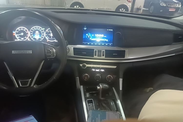 Used Haval H7 2018 Revised Version Blue-Label H7 2.0T Automatic Smart Enjoyment Trim Center Console