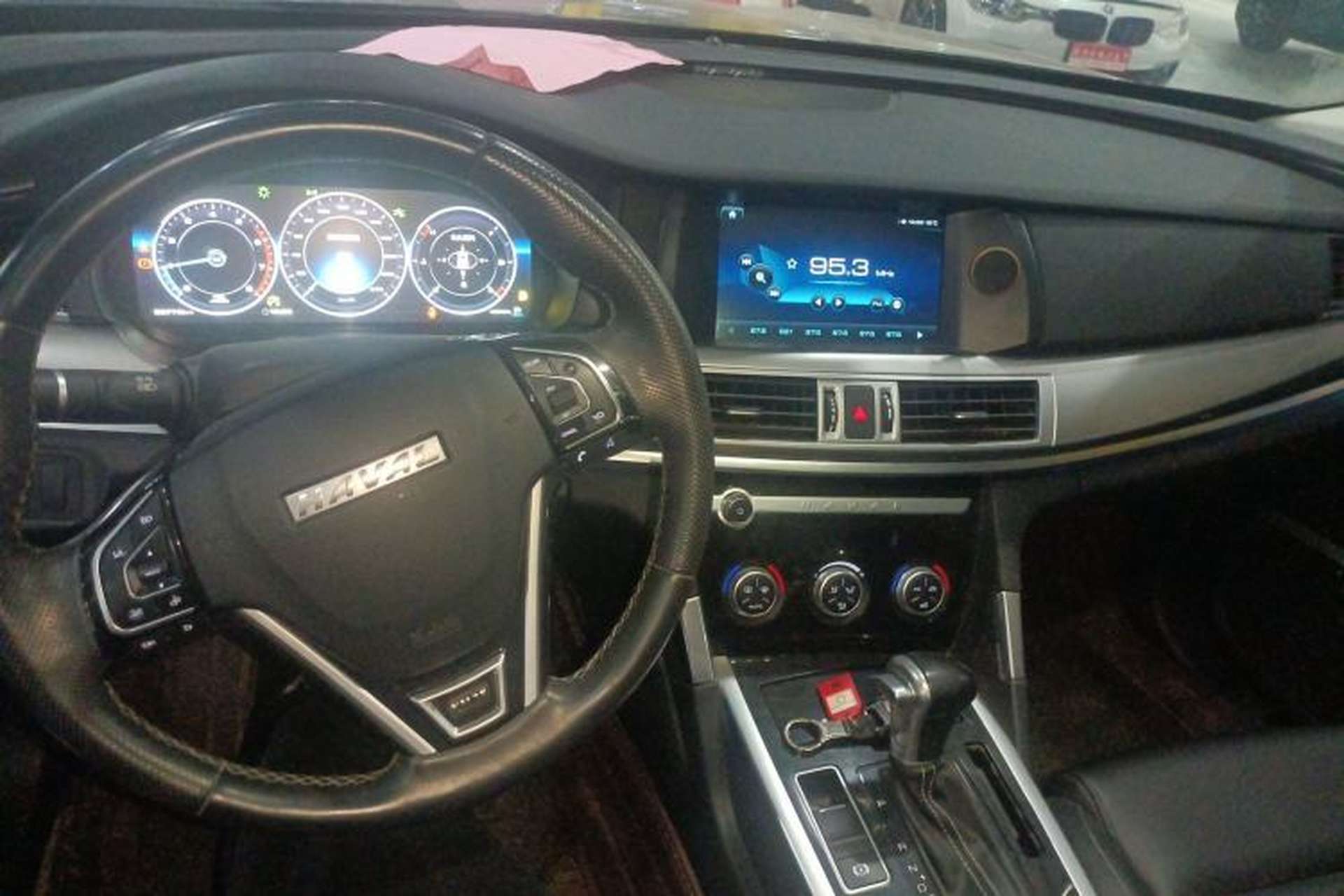Used Haval H7 2018 Revised Version Blue-Label H7 2.0T Automatic Smart Enjoyment Trim Center Console
