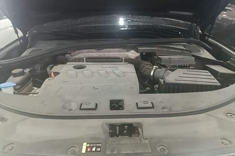 Used Haval H7 2018 Revised Version Blue-Label H7 2.0T Automatic Smart Enjoyment Trim Engine Bay