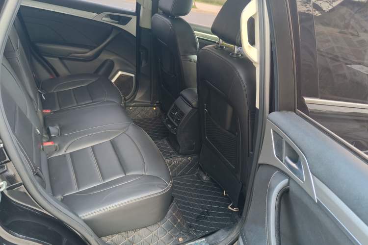 Used Haval H7 2018 Revised Version Blue-Label H7 2.0T Automatic Smart Enjoyment Trim Interior 2