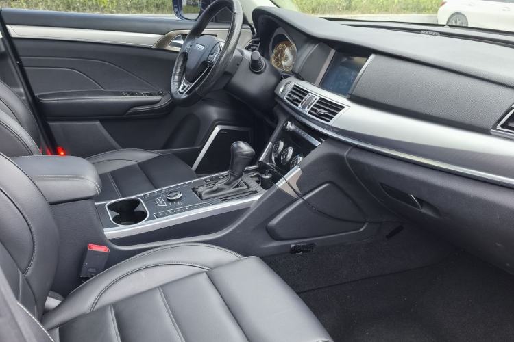 Used Haval H7 2018 Revised Version Blue-Label H7 2.0T Automatic Smart Enjoyment Trim Interior 3