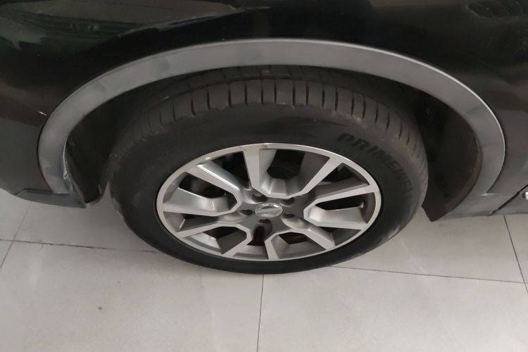 Used Haval H7 2018 Revised Version Blue-Label H7 2.0T Automatic Smart Enjoyment Trim Left Front Wheel Hub