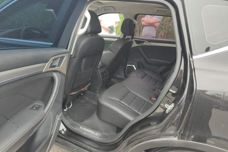 Used Haval H7 2018 Blue-Label H7 2.0T Automatic Enjoyment Model Left Rear Seat