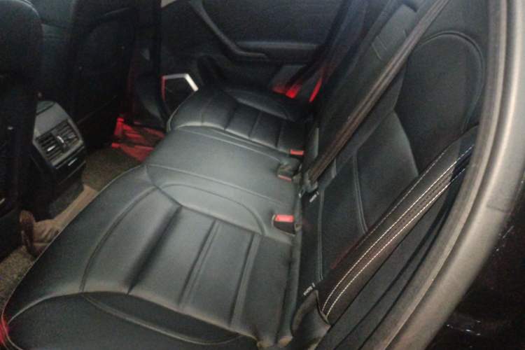 Used Haval H7 2018 Revised Version Blue-Label H7 2.0T Automatic Smart Enjoyment Trim Left Rear Seat