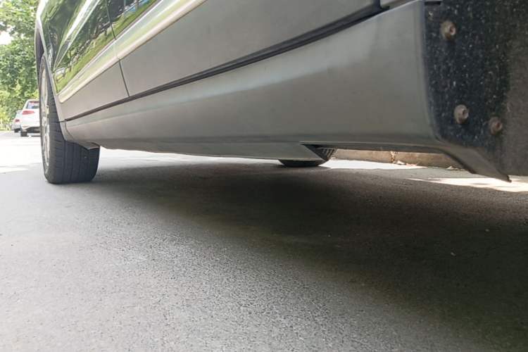 Used Haval H7 2018 Revised Version Blue-Label H7 2.0T Automatic Smart Enjoyment Trim Left Side Sill