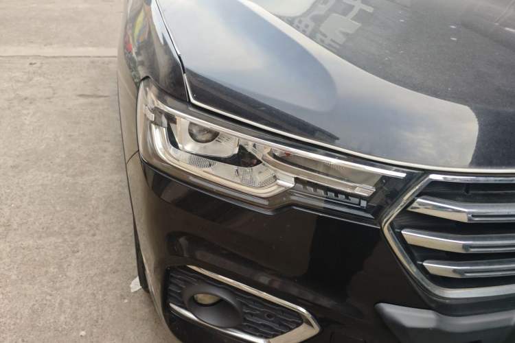 Used Haval H7 2018 Blue-Label H7 2.0T Automatic Enjoyment Model Right Front Headlight