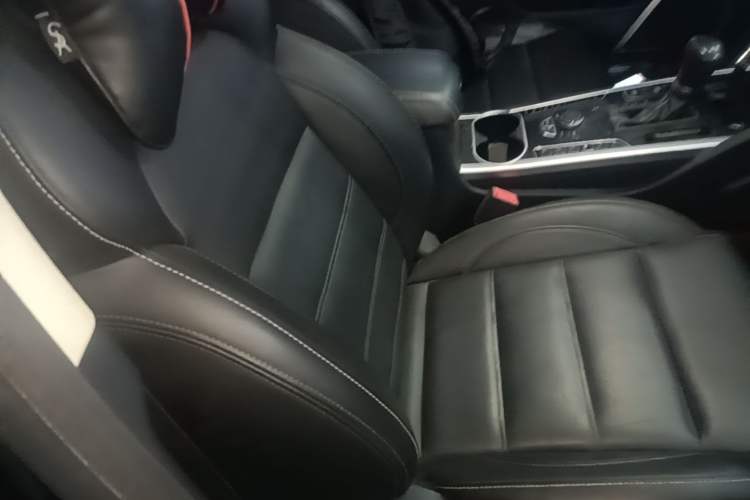 Used Haval H7 2018 Revised Version Blue-Label H7 2.0T Automatic Smart Enjoyment Trim Right Front Seat