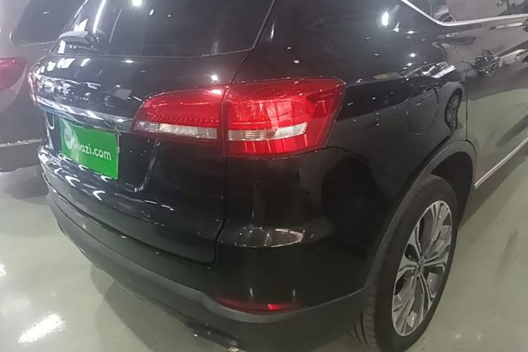 Used Haval H7 2018 Revised Version Blue-Label H7 2.0T Automatic Smart Enjoyment Trim Right Rear Taillight