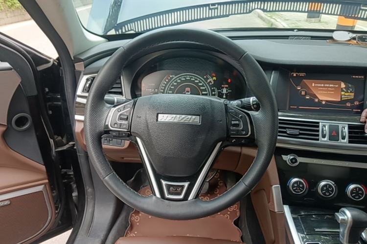 Used Haval H7 2018 Revised Version Blue-Label H7 2.0T Automatic Smart Enjoyment Trim Steering Wheel