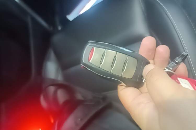 Used Haval H7 2018 Revised Version Blue-Label H7 2.0T Automatic Smart Enjoyment Trim Vehicle Key