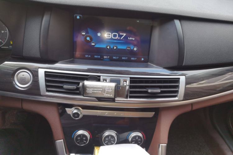 Used Haval H7 2018 Blue-Label H7 2.0T Automatic Smart Edition Audio And AC Panel